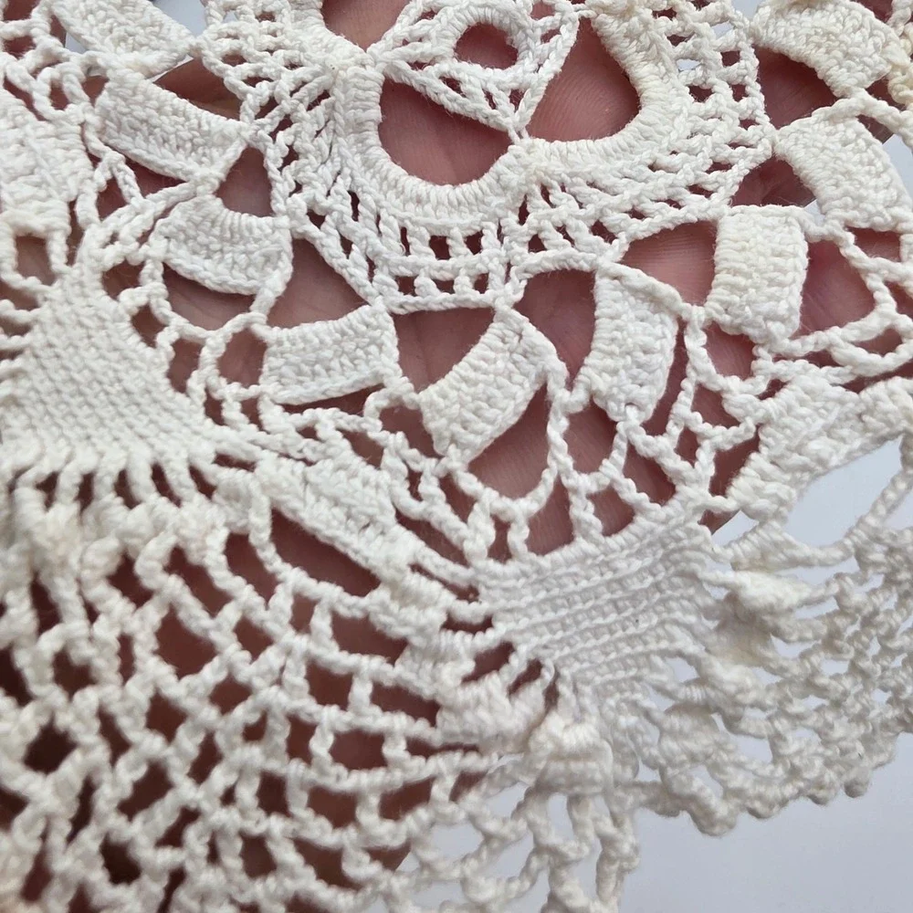 Vintage Hand Crochet Cotton Lace Doily Cream Floral Round 6.5 Cottagecore N4